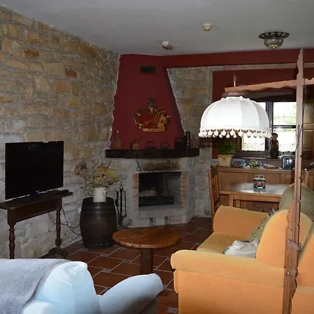 La Casona De *