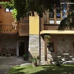 La Casona De *