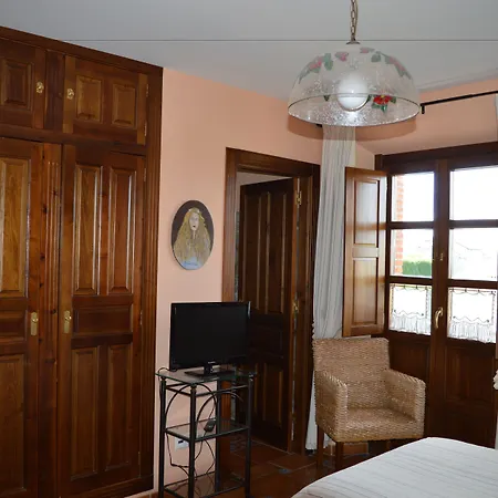 La Casona De *